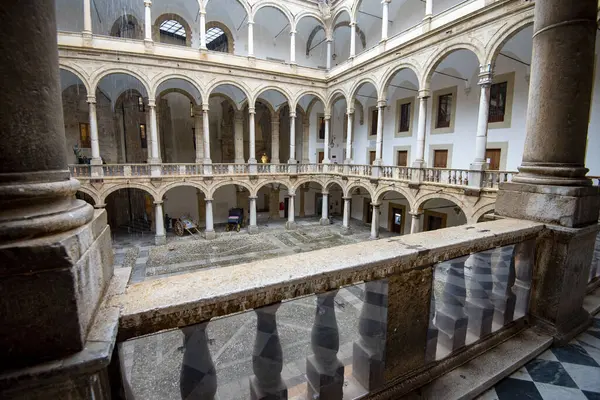 Palermo 'daki Norman Sarayı - Sicilya - İtalya