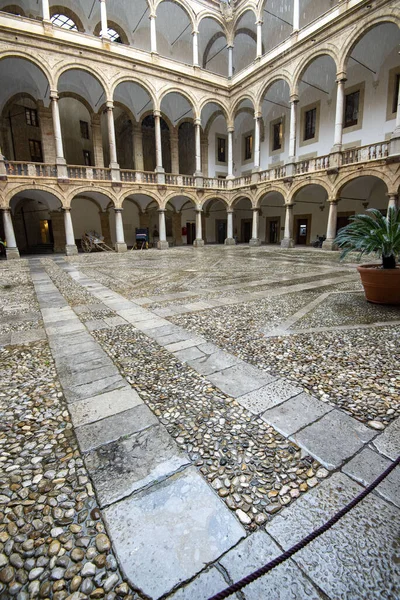Palermo 'daki Norman Sarayı - Sicilya - İtalya