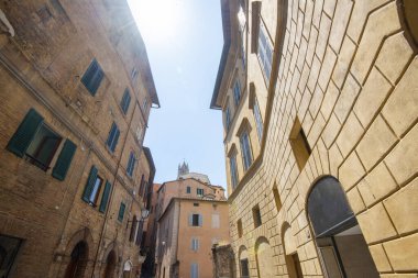 Siena 'nın Eski Kasabası' ndaki binalar - İtalya