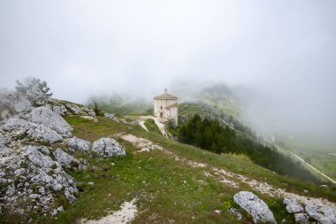 Campo Imperatore Çayırı, Gran Sasso ve Monti della Laga Ulusal Parkı - İtalya