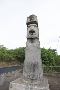 Vitorchiano 'daki Moai Heykeli