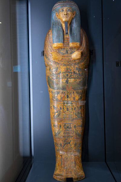 Внутренний гроб Аменхотепа из XXI династии