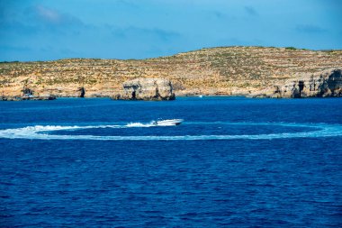 Denizdeki Tekne Donutları