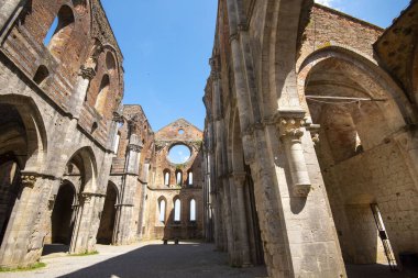 San Galgano Manastırı Harabeleri - İtalya