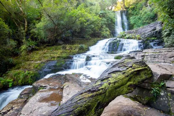 McLean Falls - Yeni Zelanda