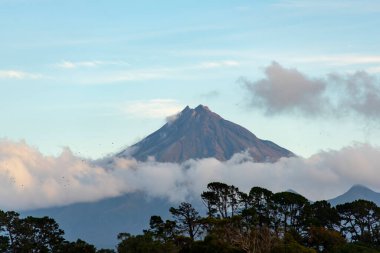 Taranaki Dağı - Yeni Zelanda