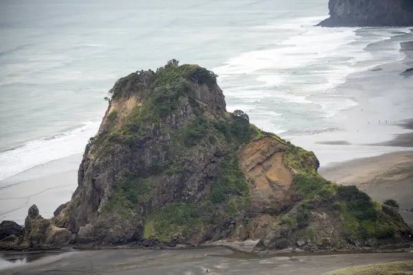 stock image Taitamo Rock on Piha Beach - New Zealand