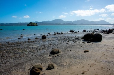 Kuzeydeki Koutu Kayaları - Yeni Zelanda