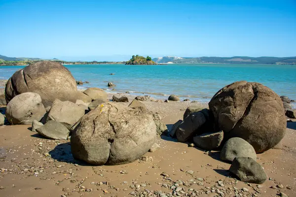 stock image Koutu Boulders in Northland - New Zealand