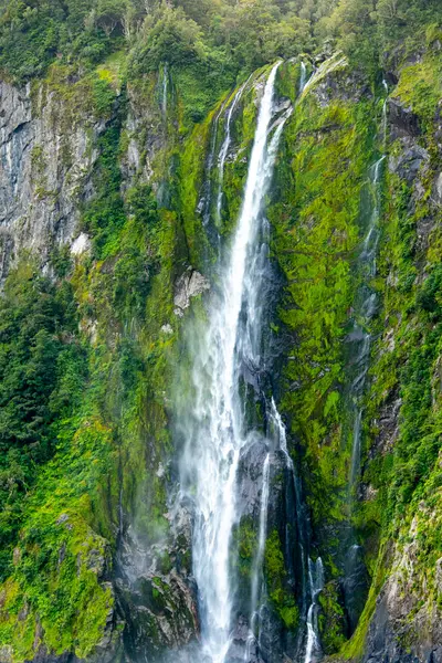 stock image Stirling Falls in Milford Sound - New Zealand