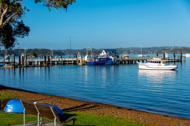 Russell 'daki Kororareka Körfezi - Yeni Zelanda
