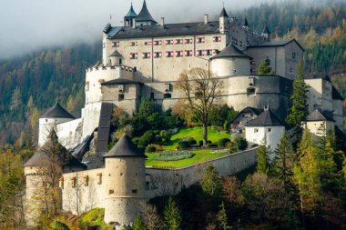 Ortaçağ Hohenwerfen Şatosu - Avusturya