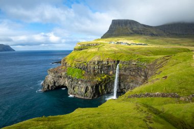 Mulafossur Şelalesi - Faroe Adaları