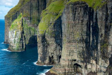 Asmundarstakkur Deniz Kayalıkları - Faroe Adaları