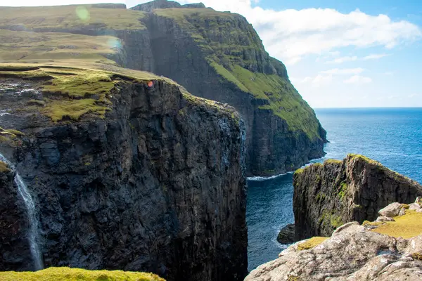 Asmundarstakkur Deniz Kayalıkları - Faroe Adaları