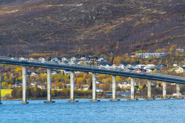 Tromso 'daki Sandnessund Köprüsü - Norveç