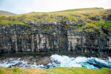Gjogv Köyündeki Deniz Geçidi - Faroe Adaları