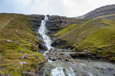 Svartidalurfoss Şelalesi - Faroe Adaları