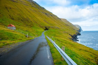 Kalsoy Adası - Faroe Adaları 'ndaki Tek şeritli yol