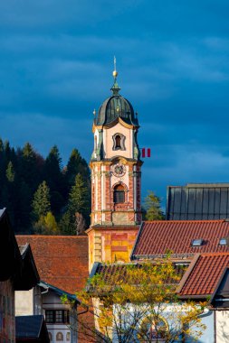 Mittenwald, Almanya 'daki St. Peter ve Paul Kilisesi