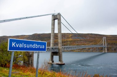 Finnmark 'taki Kvalsund Köprüsü - Norveç