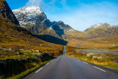 Lofoten - Norveç 'te Avrupa Rotası E10