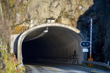 Nappstraum Tüneli (Nappstraumtunnelen) - Norveç