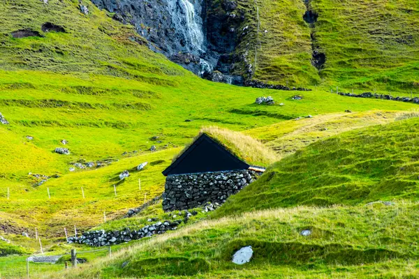 Duvugardar Saksun Çiftliği - Faroe Adaları