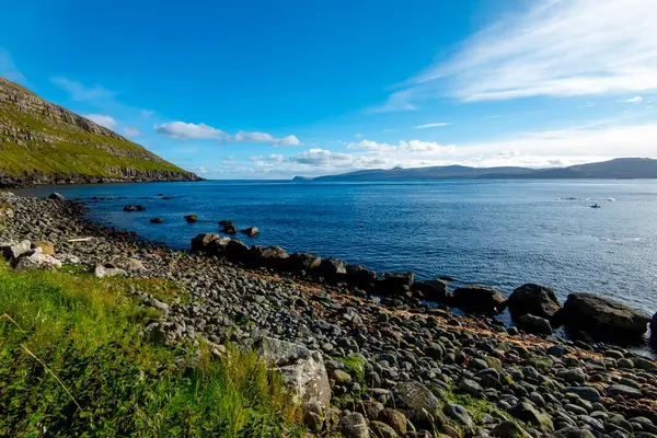 Kirkjubour 'daki Pebble Plajı - Faroe Adaları