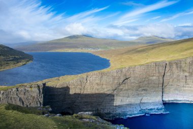 Köle Uçurumu (Traelanipa) - Faroe Adaları