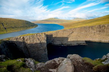 Köle Uçurumu (Traelanipa) - Faroe Adaları