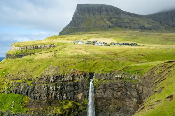 Mulafossur Şelalesi - Faroe Adaları