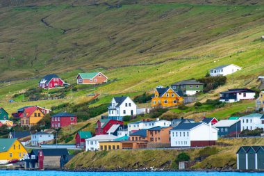 Suduroy Adası 'ndaki Tvoroyri Köyü - Faroe Adaları
