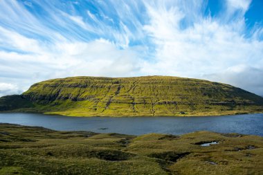 Faroe Adalarındaki Leitisvatn Gölü