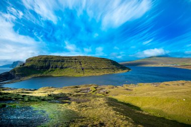 Faroe Adalarındaki Leitisvatn Gölü
