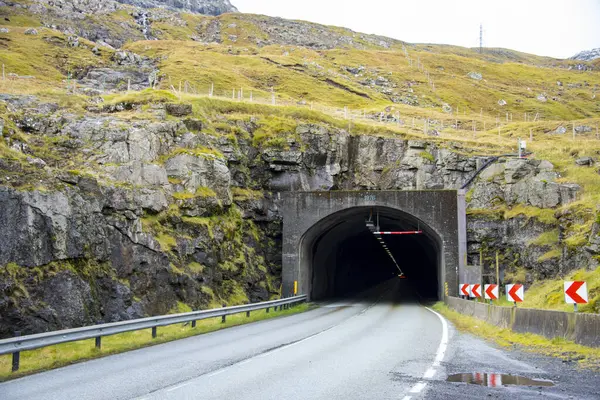 Nordskali Tüneli - Faroe Adaları