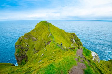 Kallur Uçurumu - Faroe Adaları