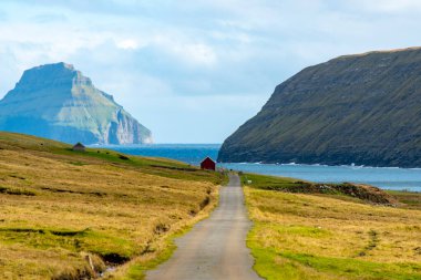 Asmundarstakkur Yolu - Faroe Adaları