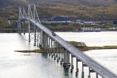 Troms County 'deki Tjeldsund Köprüsü - Norveç