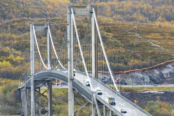 Troms County 'deki Tjeldsund Köprüsü - Norveç