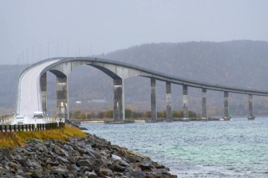 Stokmarknes 'teki Hadsel Köprüsü - Norveç