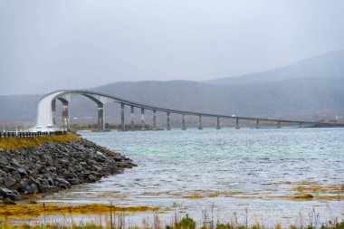 Stokmarknes 'teki Hadsel Köprüsü - Norveç