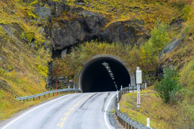 Lofoten - Norveç 'te Avrupa Rotası E10