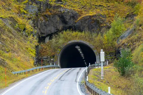 Lofoten - Norveç 'te Avrupa Rotası E10