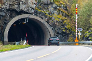 Lofoten 'deki Sloverfjord Denizaltı Tüneli - Norveç