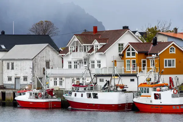 Henningsvaer Köyü, Lofoten - Norveç