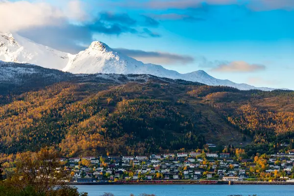 Nordland İlçesindeki Ankenesstranda Köyü - Norveç