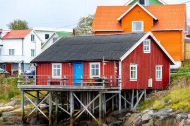 Lofoten 'in Henningsvaer Köyü' ndeki Rorbu Kulübesi - Norveç