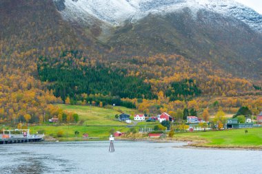 Troms County 'deki Flesnes Köyü - Norveç