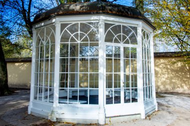 Hellbrunn Garden 'daki çardak - Avusturya